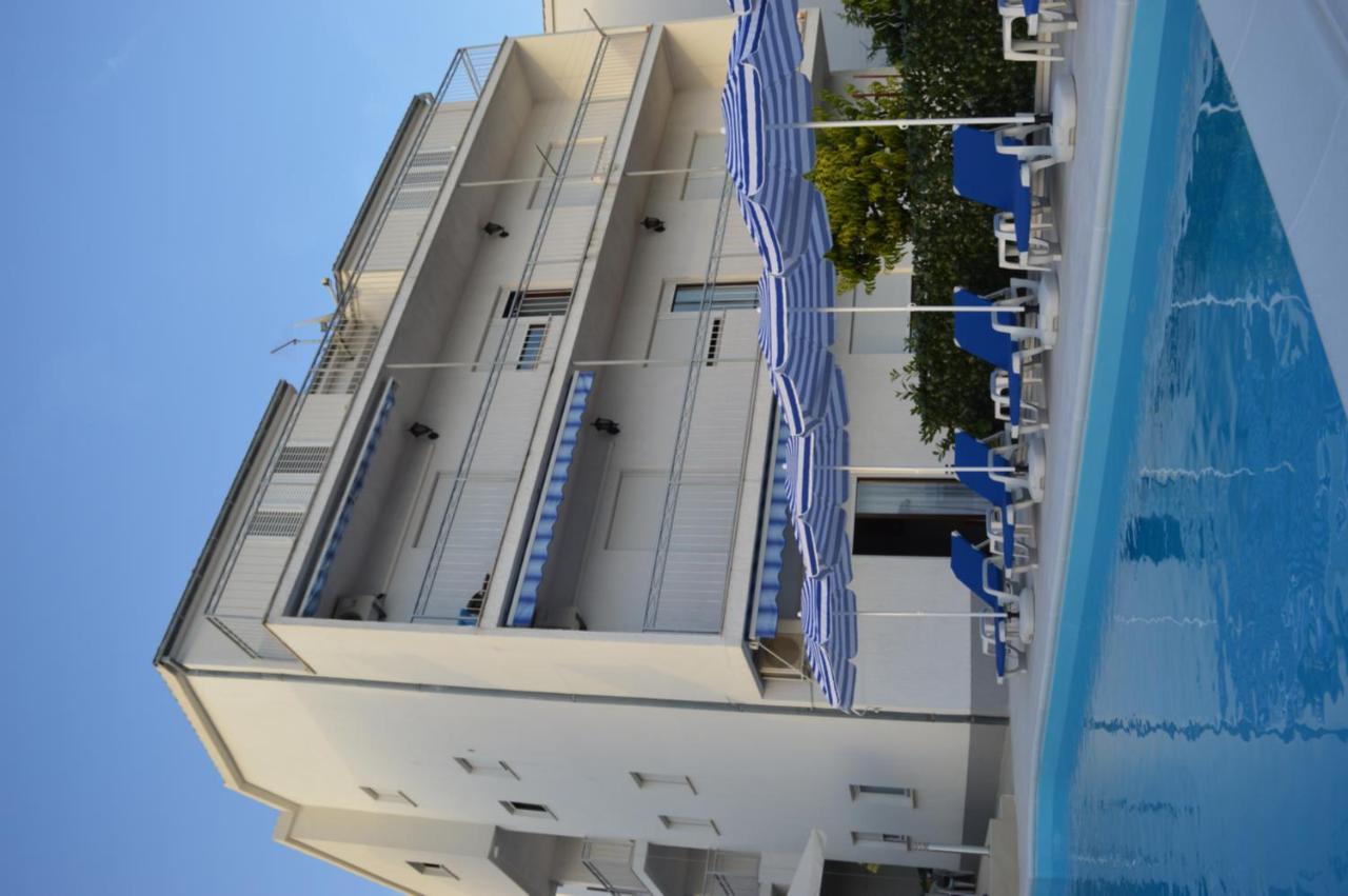 Apartments Vinka โปดสตรานา ภายนอก รูปภาพ