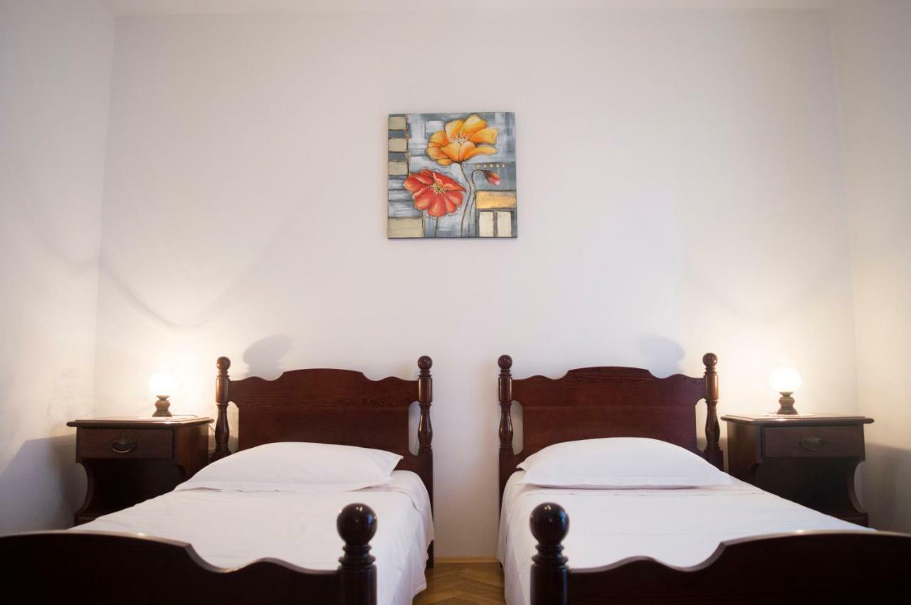 Apartments Vinka โปดสตรานา ภายนอก รูปภาพ