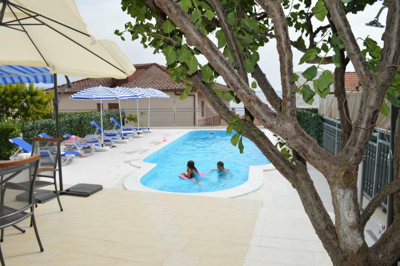 Apartments Vinka โปดสตรานา ภายนอก รูปภาพ